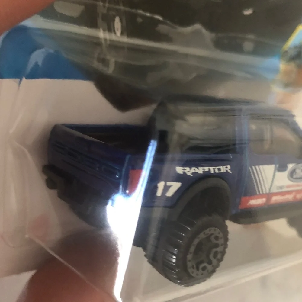 Mattel Hot Wheels Blue Ford F-150 Raptor